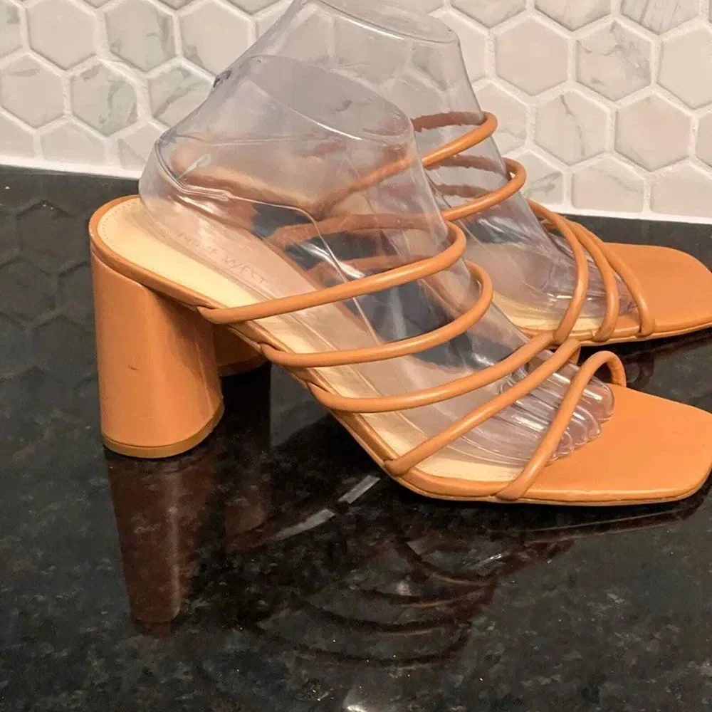 Nine West Glowy Women's size 11 M Heel Sandals‎ Multi Strap Square Toe Shoes New